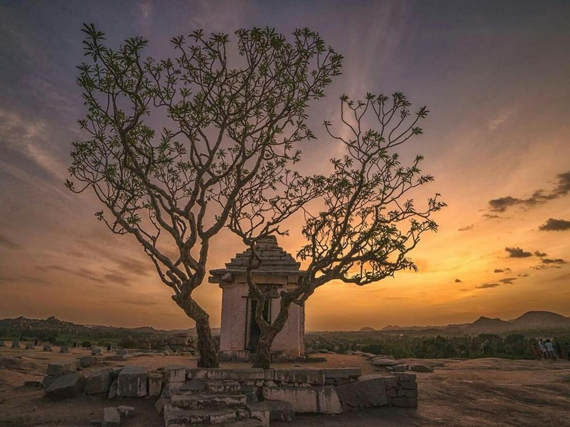 Sunrise Guest House & Restaurant Hampi Luaran gambar